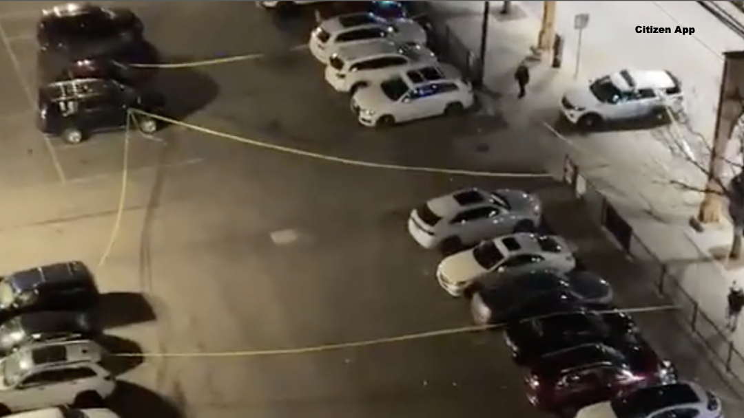 River North shooting leaves at least 1 man injured - CWB Chicago